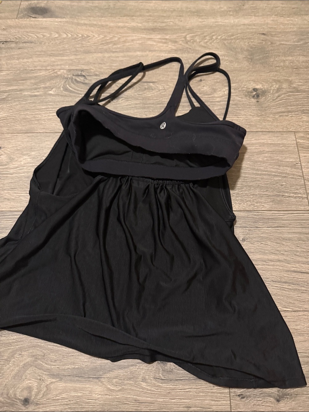 Lululemon Black Strappy Tank with Built-In Shelf Bra size 8